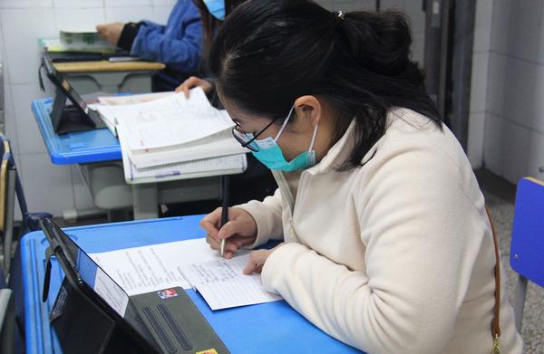 家长会(13) 家长会(13)